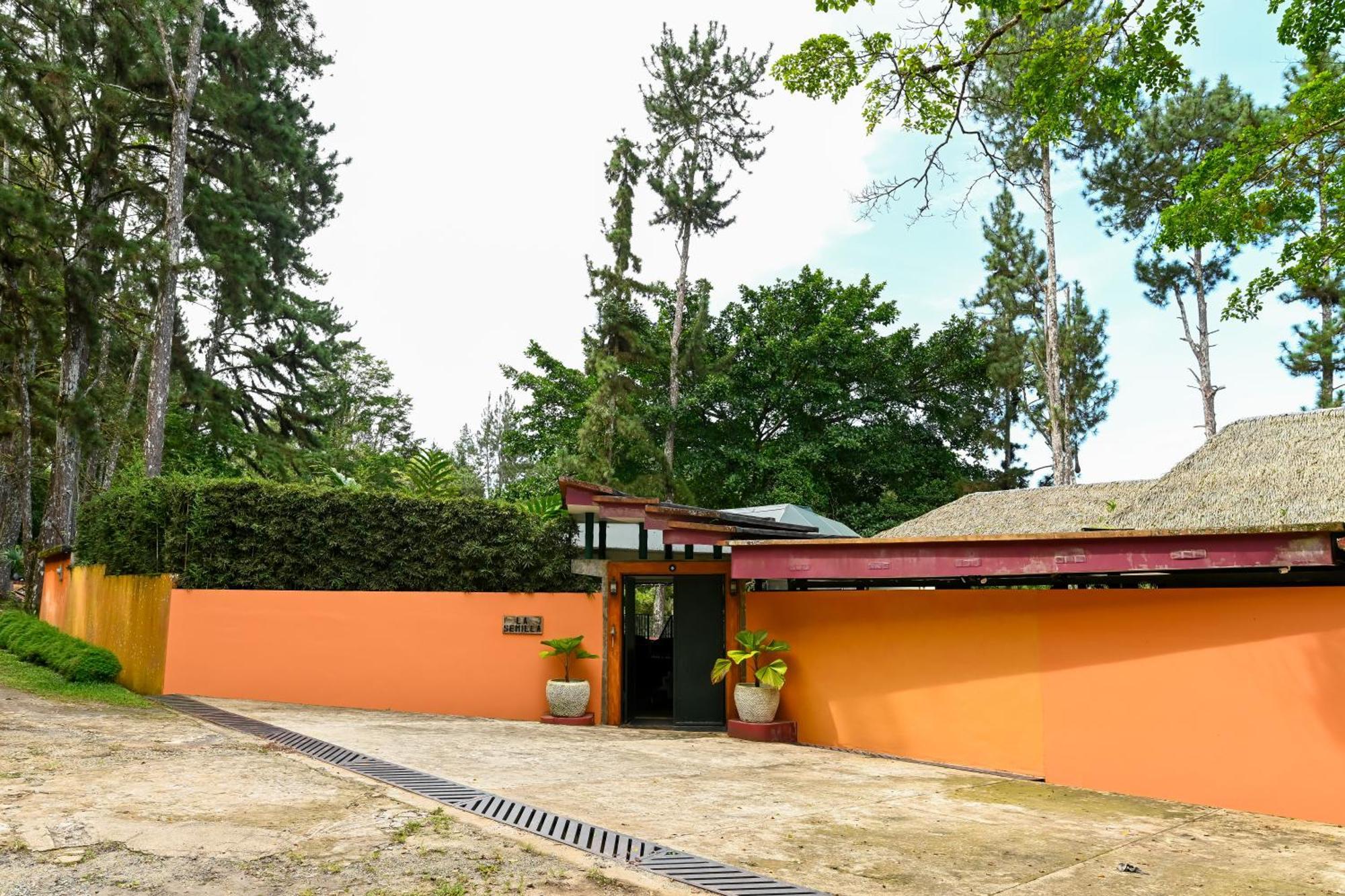 La Semilla Ecolodge 塞罗阿苏尔 外观 照片